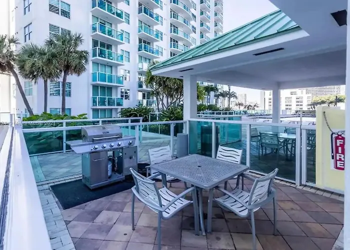 Beautiful Brickell Loft